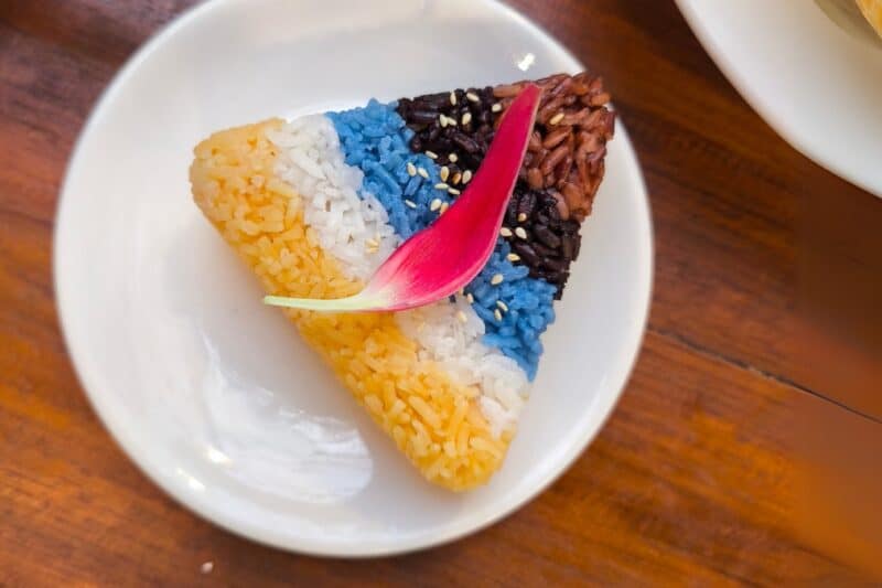 รีวิว มีนา มีข้าว เชียงใหม่ ร้านอาหารกลางทุ่งนา บรรยากาศดี