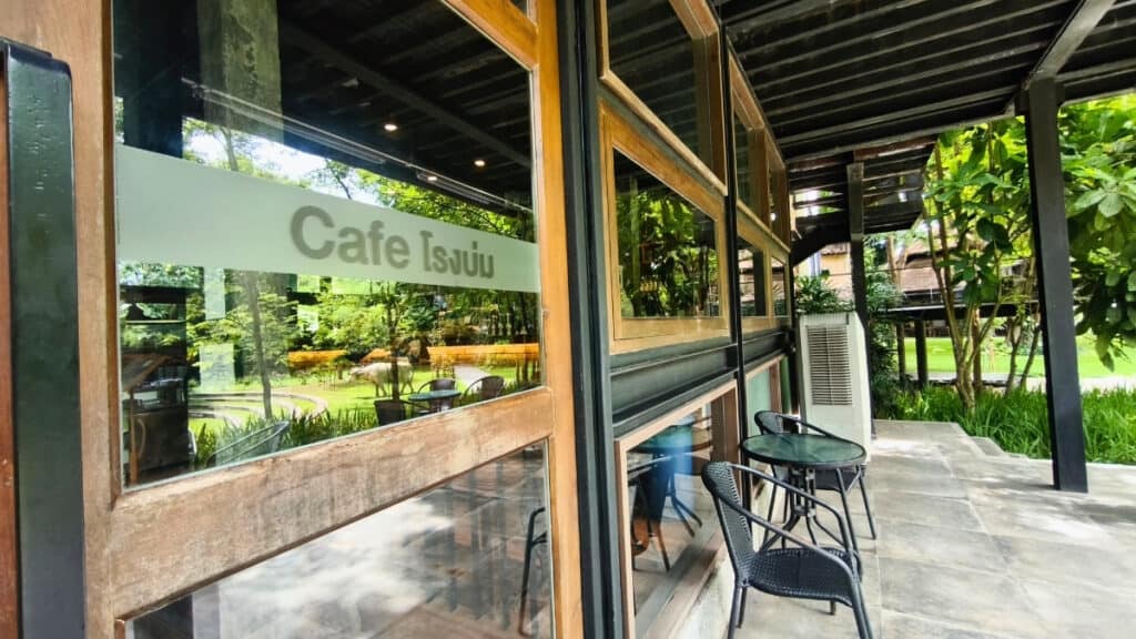 เก๊าไม้ล้านนา คาเฟ่โรงบ่ม สันป่าตอง เชียงใหม่